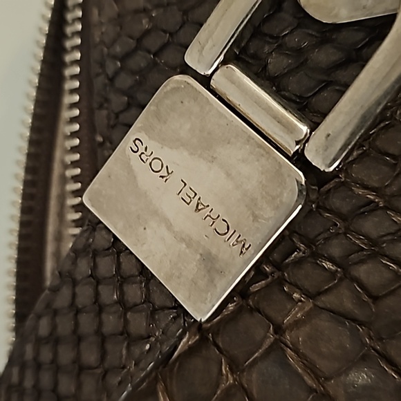 MICHAEL KORS COLLECTION AUTHENTIC PYTHON CONVERTIBLE SATCHEL HANDBAG CRO… - Picture 12 of 12